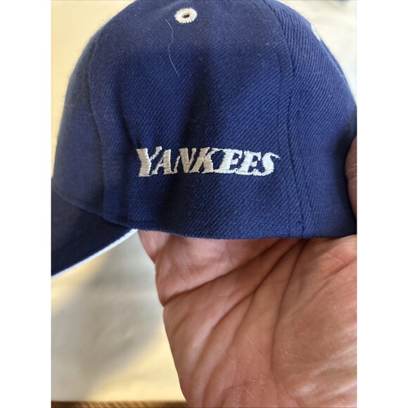 Lot of 7 General New York Hats and New York Yankee Hats  ***Read Description*** - Picture 13 of 16